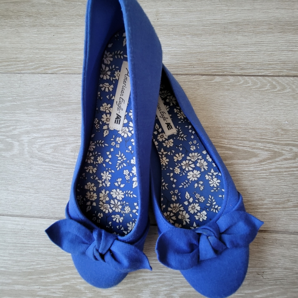 American Eagle Colbalt Blue Ballet Flats